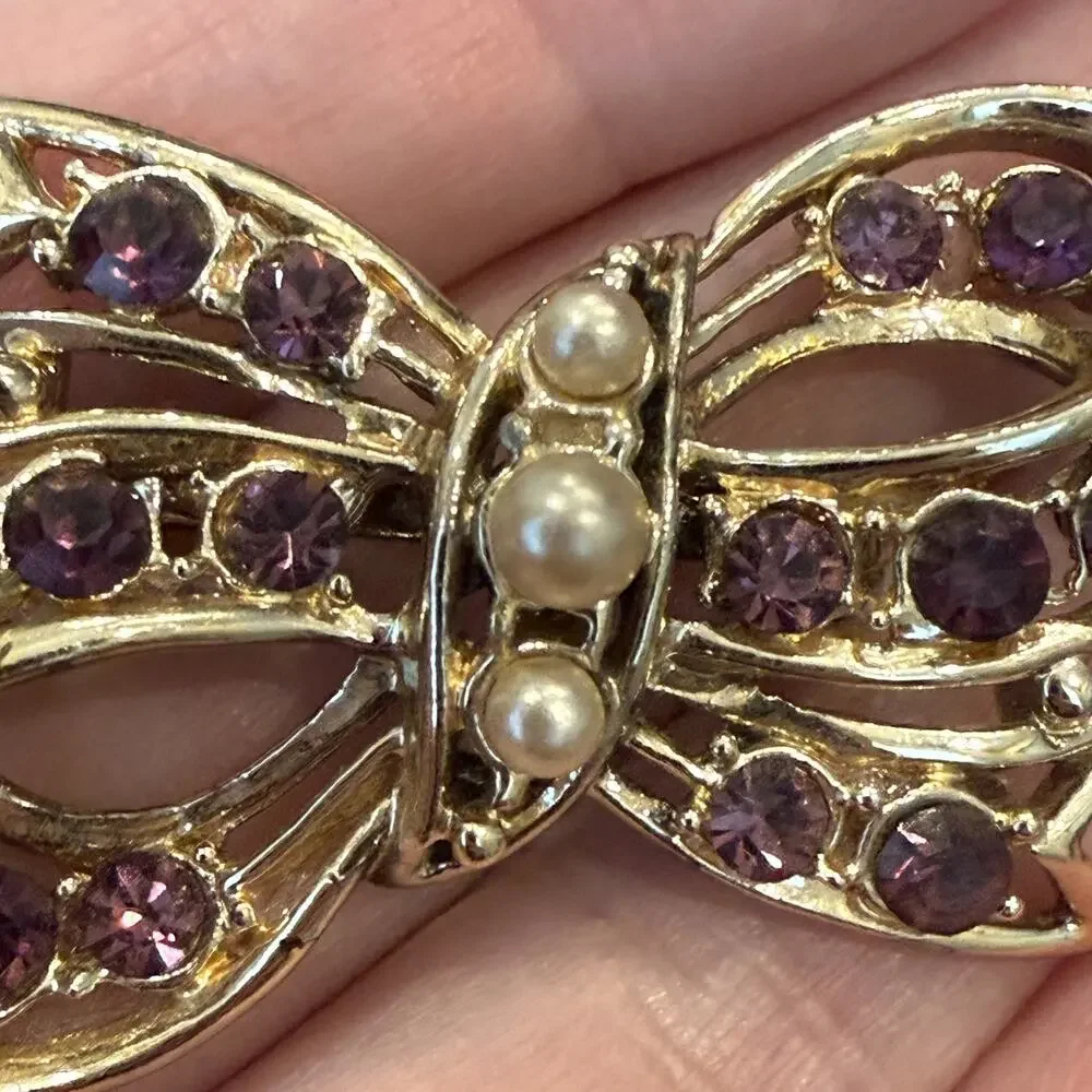 Vintage Purple Rhinestone Crystal Brooch Pin Bow Faux Pearls Feminine
